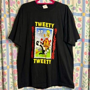 Vintage 90s Looney Tunes Stamp Collection Black Tweety And Sylvester Graphic Tee